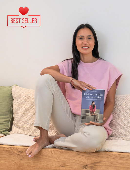 Libro firmado "La buena hija vietnamita"