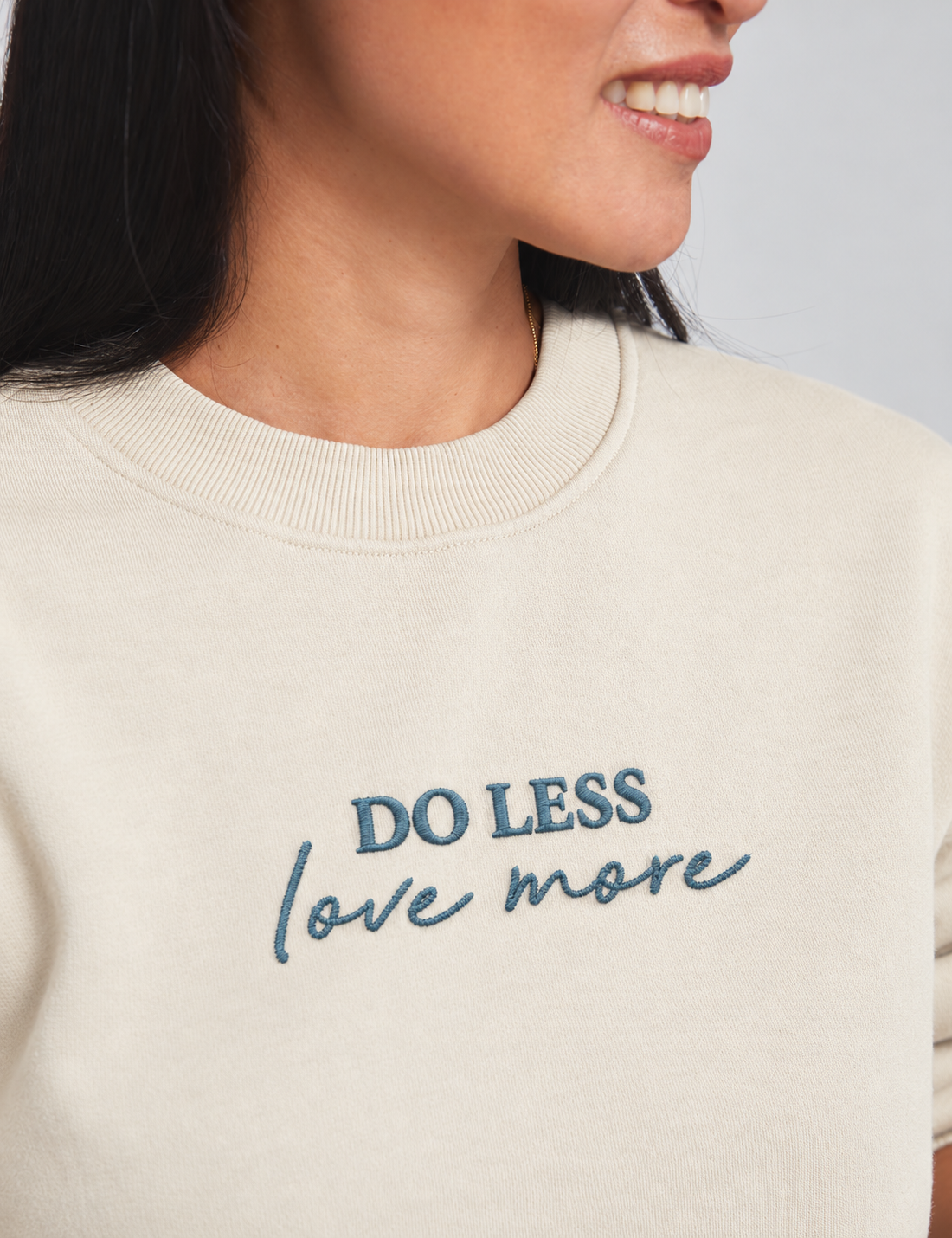 Sudadera Do Less Love More